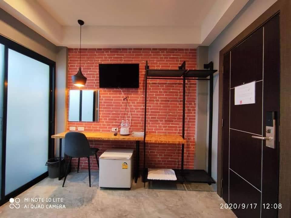 Modern Budget Hotel Hat Yai Exterior photo